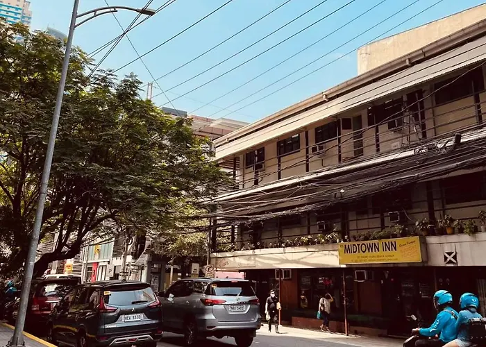 Modern 29 Near St Lukes And Us Embassy In 8 Adriatico Padre Faura *
